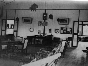 Donald Pratt House Interior